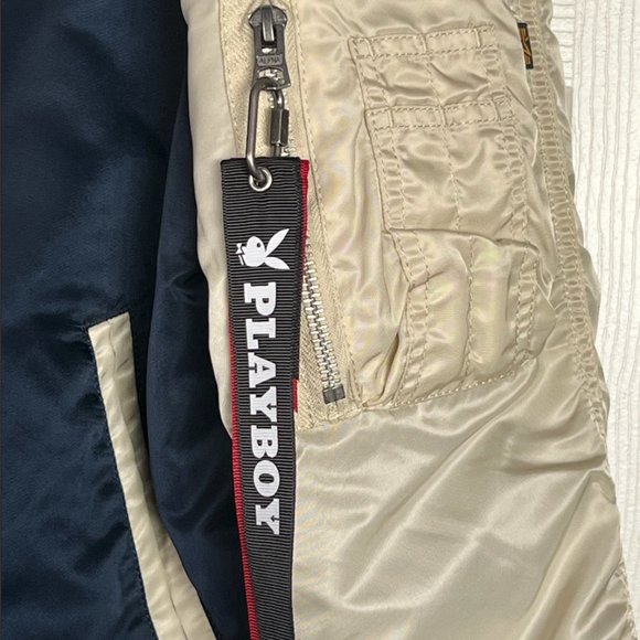 Alpha Industries x Urban Outfitters PLAYBOY MULTI STACK BOMBER JACKET - Picture 5 of 8